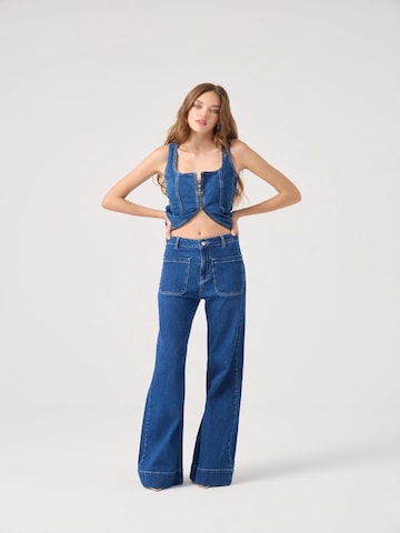 HOLLY LOLLY Flared Jeans in Blauw