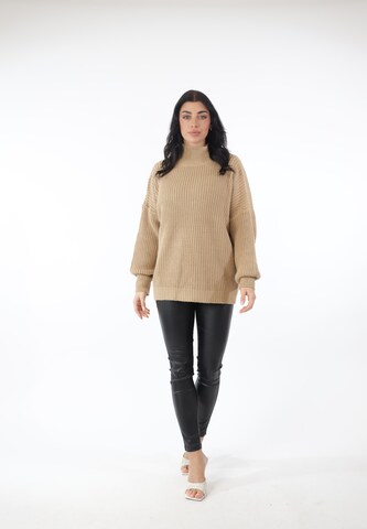 Elara Neulepaita värissä beige