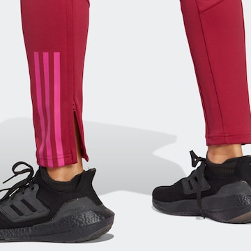 ADIDAS PERFORMANCE Tapered Sporthose 'Spanien 2023' in Rot