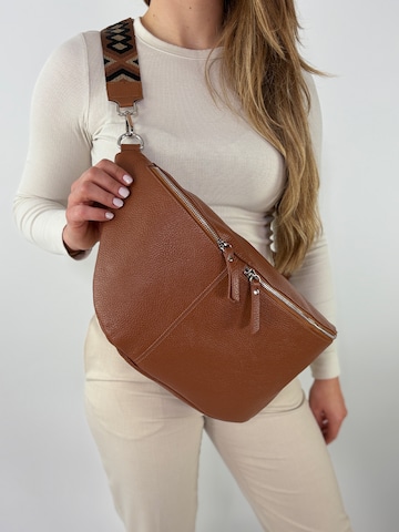 Marsupio 'TESSA' di lePelou in marrone