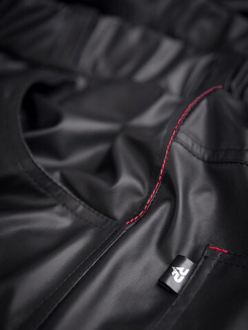 Regnes Fetish Planet Slim fit Pants 'Vittorio' in Black