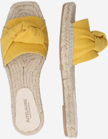 JUTELAUNE Mules in Yellow