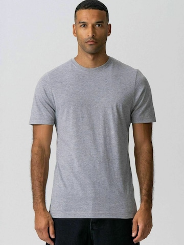 Coupe regular Chemise ' Organic Basic ' TEESHOPPEN en gris : devant