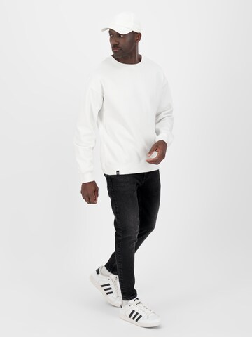 alife & kickin Sweatshirt 'AKLuc' in Wit