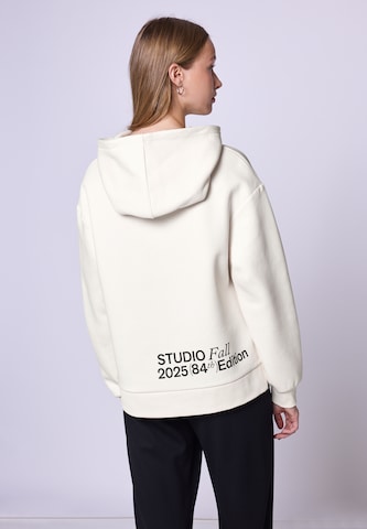 Street One Studio Sweatshirt in Beige