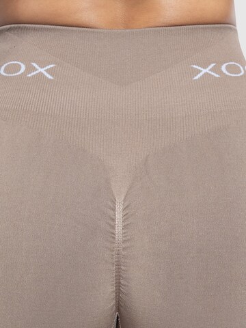 Smilodox Skinny Sporthose 'Azura' in Braun