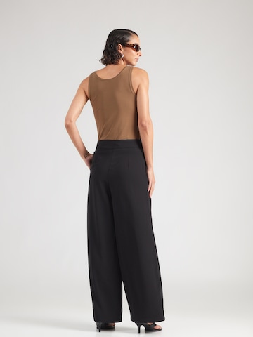Wide leg Pantaloni con pieghe 'Celestine' di ABOUT YOU in nero