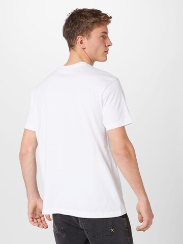 T-Shirt 'QUITO' NAPAPIJRI en blanc