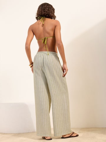 Wide leg Pantaloni con pieghe di Friends Like These in verde