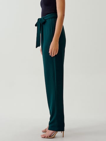 Tussah Regular Pleat-front trousers 'ALANA' in Green