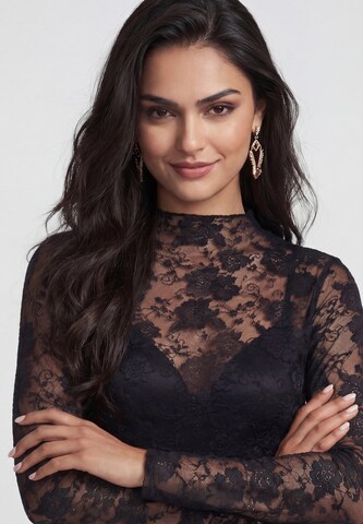 faina Blouse in Black