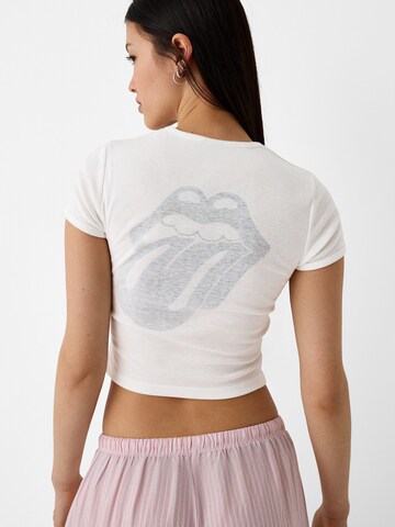 T-shirt Bershka en blanc