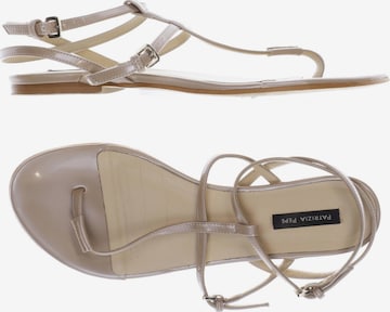 PATRIZIA PEPE Sandalen 38,5 in Beige: Vorderseite