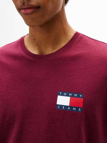 T-Shirt 'ESSENTIAL' Tommy Jeans en rouge