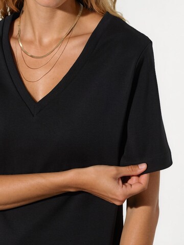 Maglietta di Busem in nero