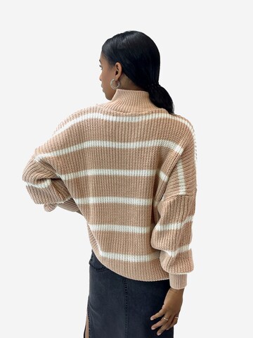 Elara Pullover in Pink