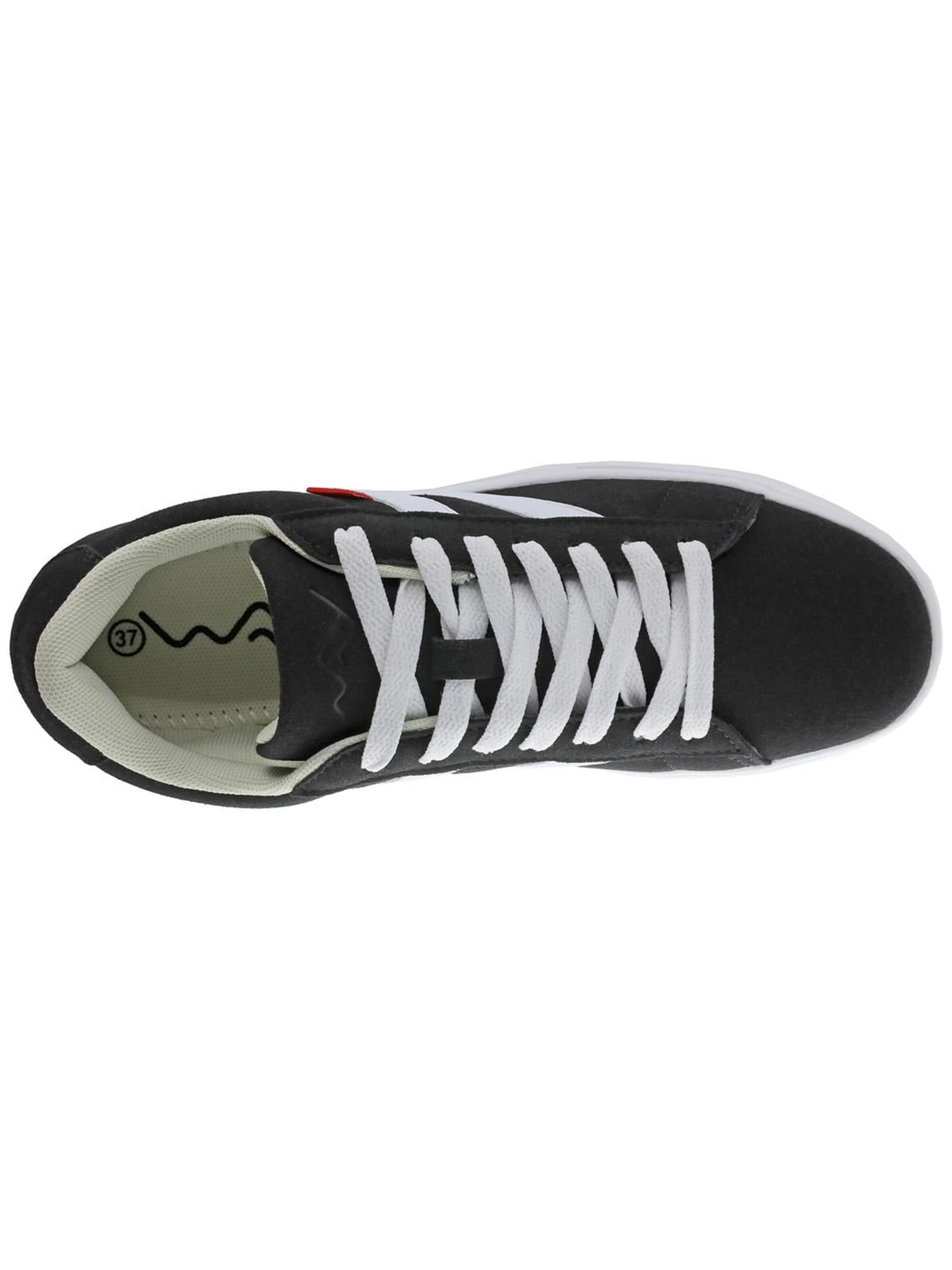 Sneaker di Beppi in nero