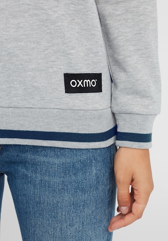 Oxmo Sweatshirt 'Omaya' in Blauw