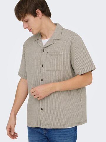 Coupe regular Chemise 'ONSKian' Only & Sons en marron
