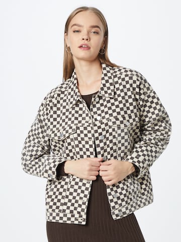 Monki Between-Season Jacket in Brown: front