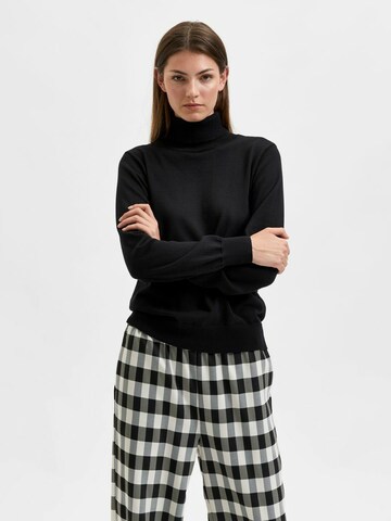 Selected Femme Petite Sweater 'Nyla' in Black: front