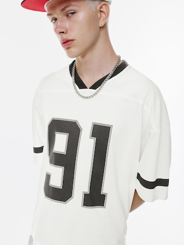 T-Shirt 'STWD' Pull&Bear en blanc