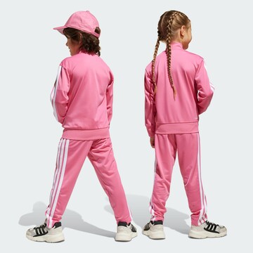 Survêtement 'Seasonal Essentials' ADIDAS SPORTSWEAR en rose