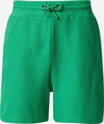 DAN FOX APPAREL - Regular Calças 'Jim' em verde: frente