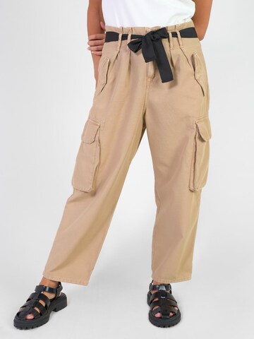 Loosefit Pantalon cargo 'Ambroise' Le Temps Des Cerises en beige : devant