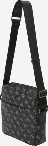 GUESS Tasche 'TORINO' in Schwarz