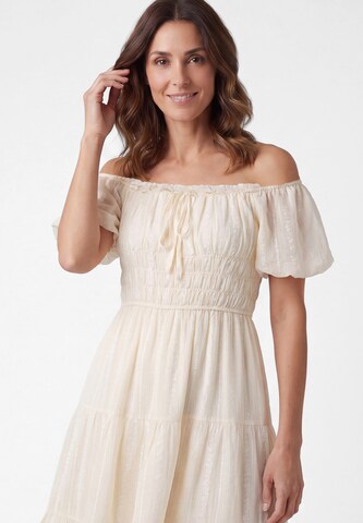 Usha - Vestido em bege