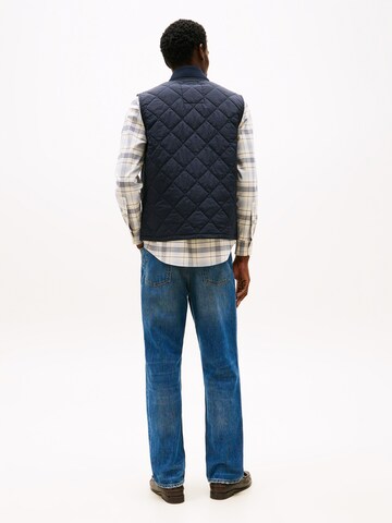 TOMMY HILFIGER Жилетка в Синий