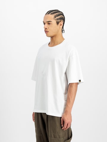 ALPHA INDUSTRIES T-shirt i vit: framsida