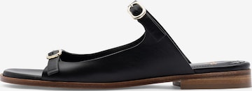 LOTTUSSE Sandals 'Nylo' in Black: front