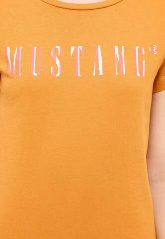 MUSTANG T-Shirt 'Loa' in Orange