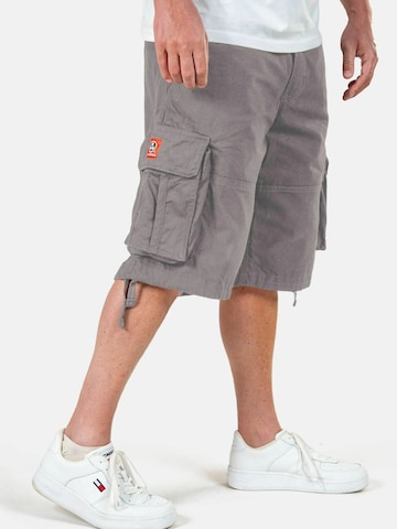 Regular Pantalon cargo 'Cyclones' Molecule en gris