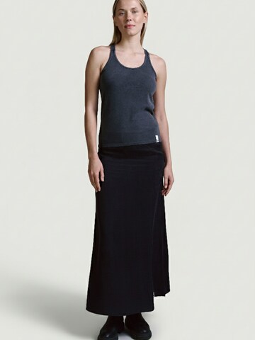 Cotton Candy Top in Zwart