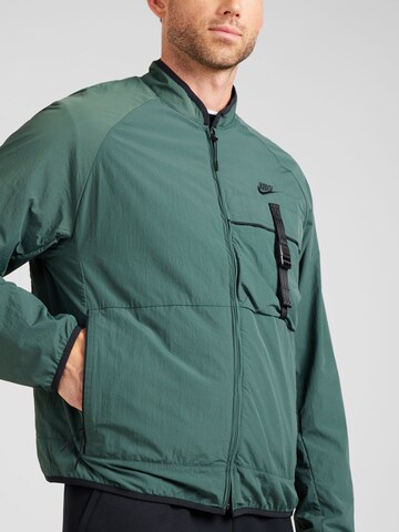 Veste mi-saison Nike Sportswear en vert