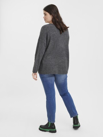 Pullover 'Lefile' di Vero Moda Curve in grigio