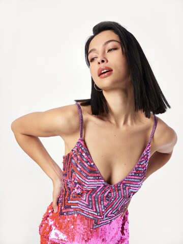 Nasty Gal - Vestido de cocktail em rosa