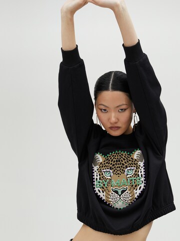 Sweat-shirt Lola Casademunt en noir : devant