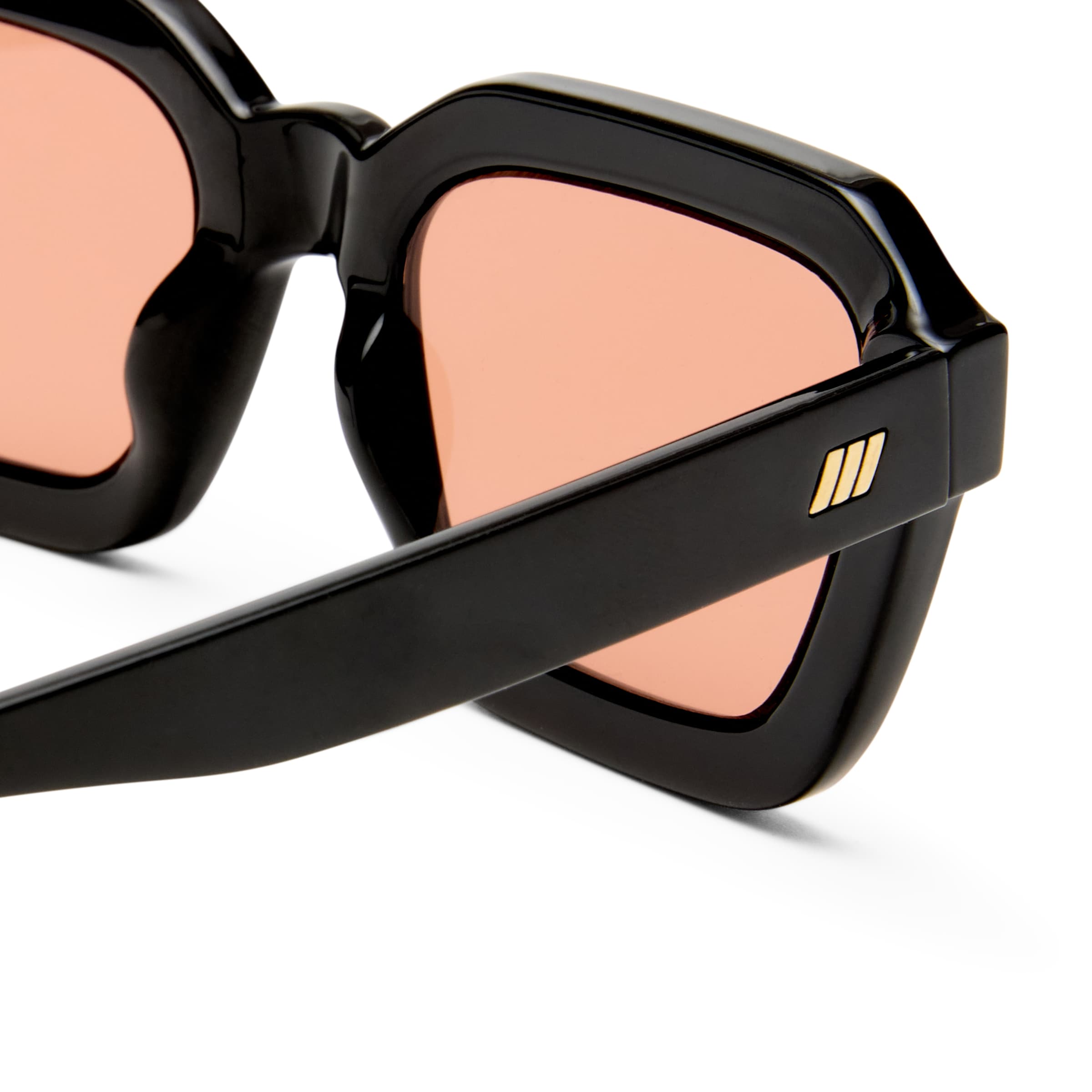 LE SPECS Solglasögon 'Impossible' i svart