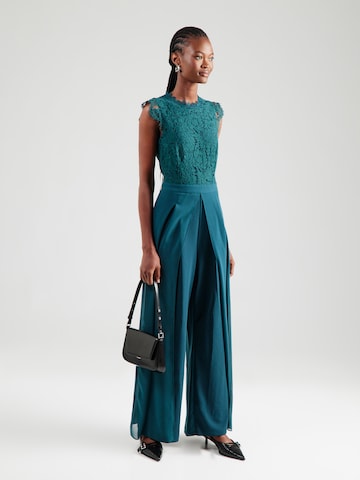 APART Jumpsuit in Green: front