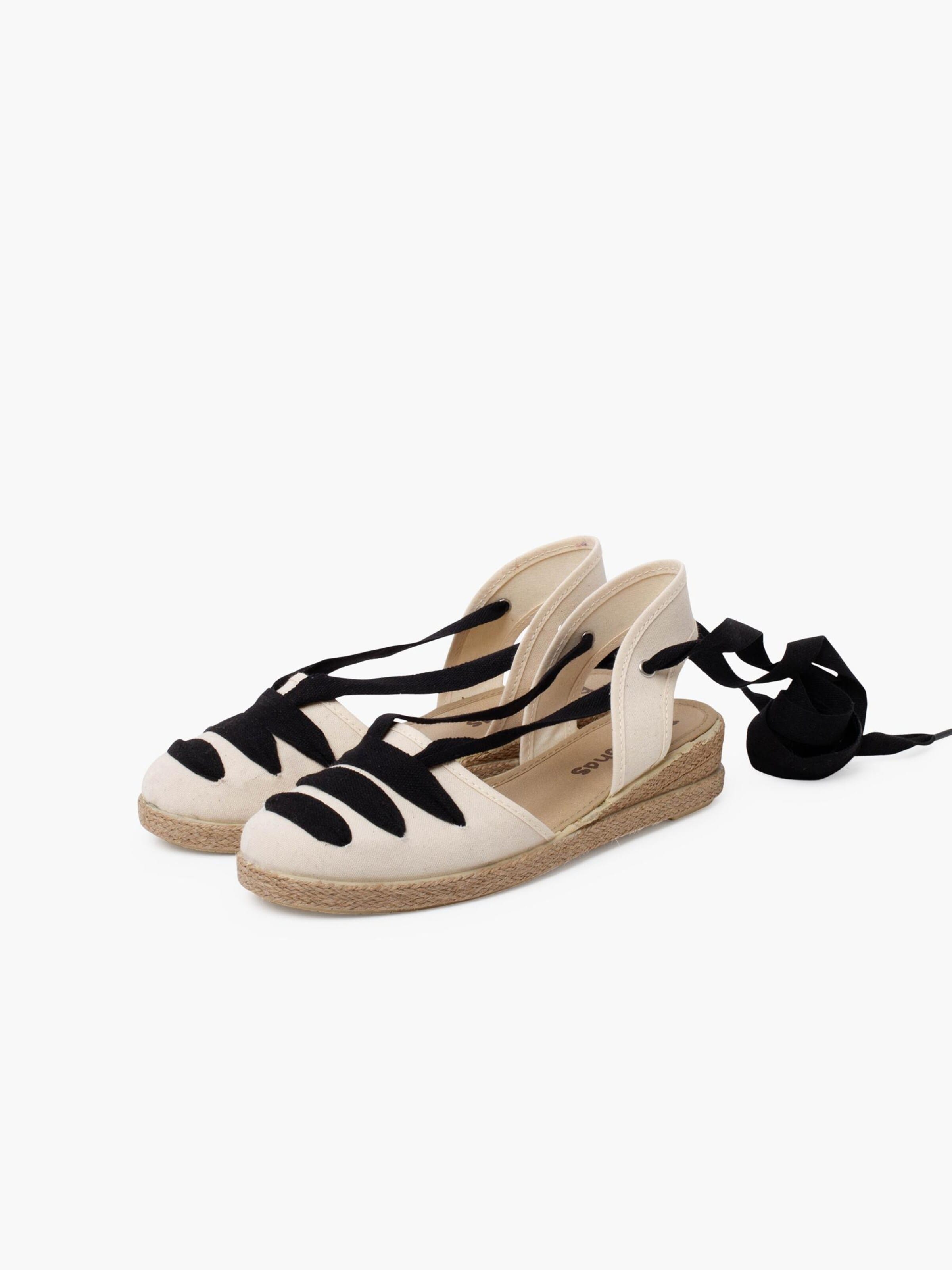 Pisamonas Sandals in Black