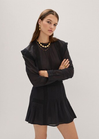 MANGO Blouse in Black: front