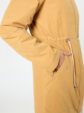 Parka di mezza stagione 'Charlize' di ABOUT YOU in giallo