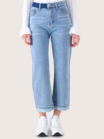 Camomilla Italia Tapered Jeans SARAJ in Blau: Vorderseite