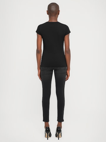 Tricou de la ARMANI EXCHANGE pe negru