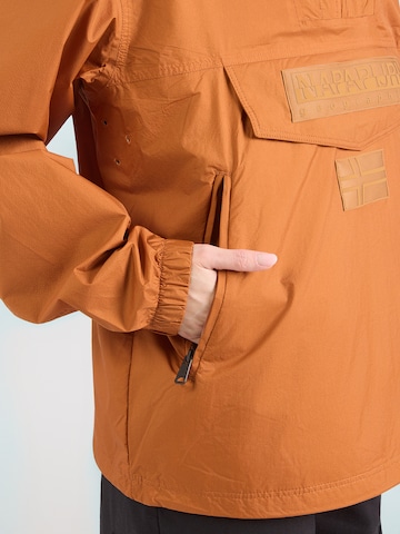 NAPAPIJRI Between-Season Jacket in Orange