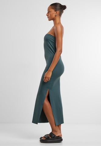 Robe Urban Classics en vert